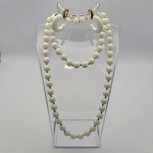 White beaded necklace & clip earrings